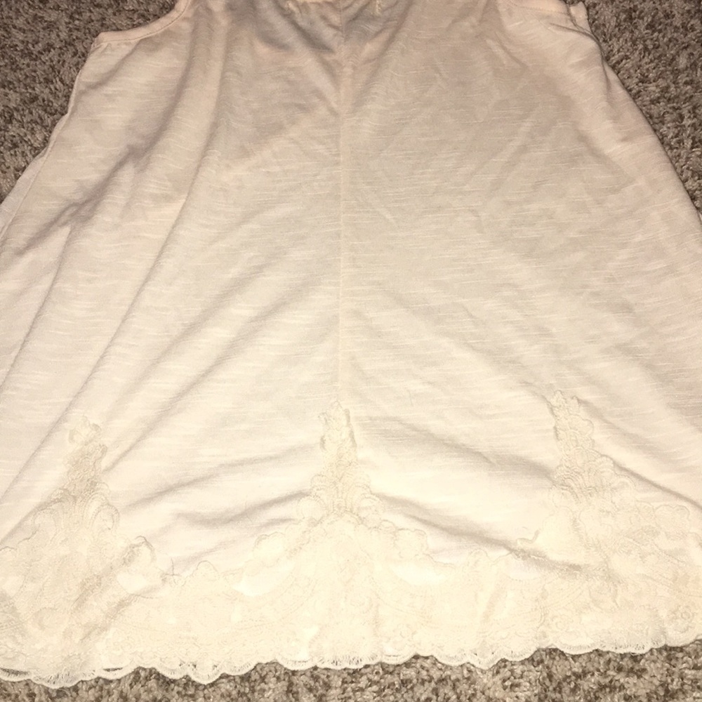 Tank - Picture 2 of 2